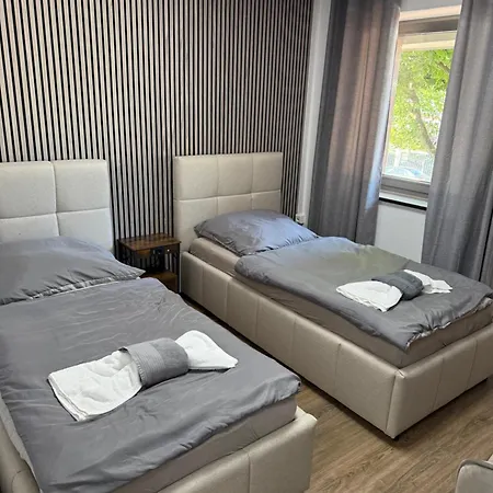 Garland Apartment Bremen